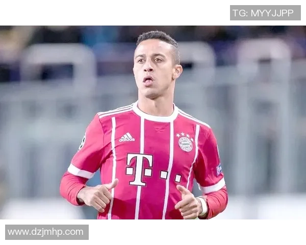 德甲联赛美女球星闪耀赛场 外貌与实力兼备引发关注